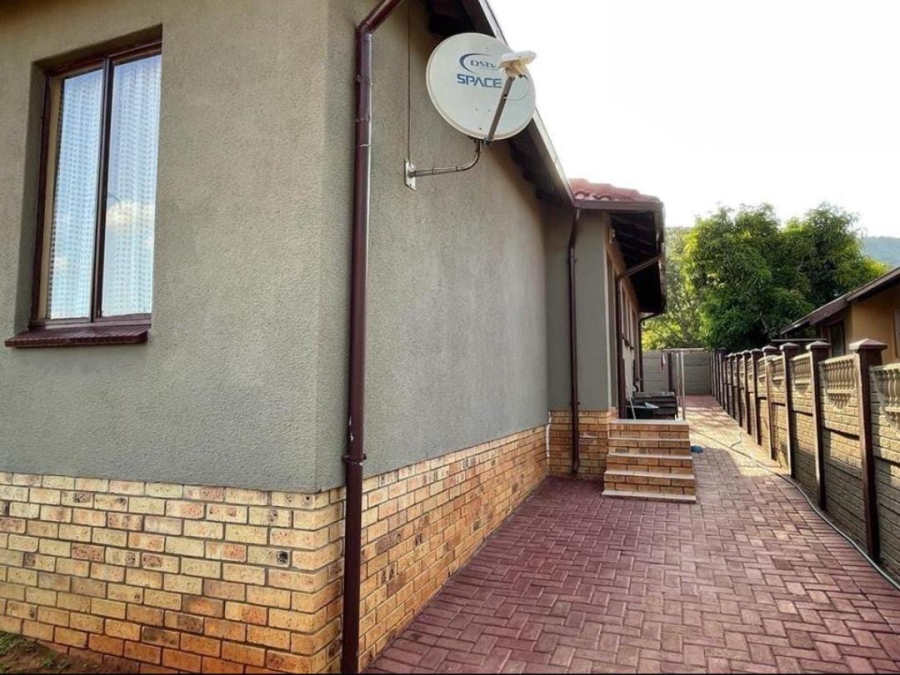 3 Bedroom Property for Sale in Tlhabane West North West